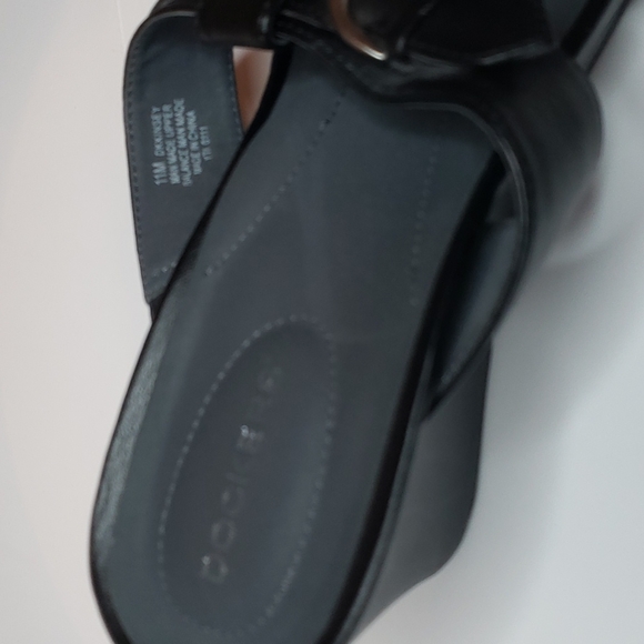 Dockers Wedge Sandals - Picture 6 of 6